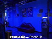 FACIALS4K No Family On Thanksgiving Trip To Strip Club With Multiple Facials 1/16