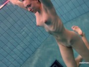 Hungarian babe Dona enjoys being naked in the pool 8/16