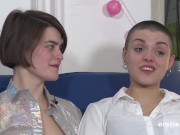 Ersties: Heißer Sex mit Fingern und Lecken, bis Luna S. und Tumpie kommen 2/16