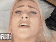 Mofos - Indica Monroe Teases Scott Nails In The Car Of What He Can Do To Her Once They Are Home 15/16