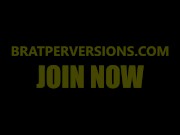 Adorable Bare Feet and Big Butt 15/16