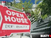 Real Estate Agent Alexis Fawx Gets Covered In Cum After Fucking New Client At Work 1/16