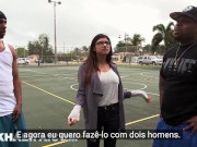 MIA KHALIFA - Sexo inter-racial com garota árabe triste e caras afro-americanos bem dotados 7/16