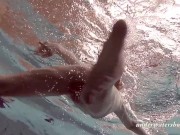 Hot juicy ass and tits in the pool called Katya 16/16