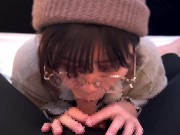 メガネのストリート系女子がち〇ぽをごっくんフェラ抜きで気持ちよくしちゃう♡glasses gokkun 10/16