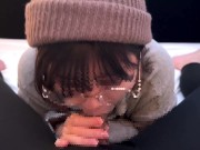 メガネのストリート系女子がち〇ぽをごっくんフェラ抜きで気持ちよくしちゃう♡glasses gokkun 6/16