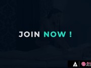 Dirty Masseuse Fists Her Hot Customer 1/16