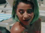 Pornstars Xxlaynamarie & Roxysinner Lick Each Other Just Right 5/16