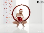 Mrs Claus Nancy A Enjoys Oral Sex With Naughty Lover In Hot Passionate Action - LETSDOEIT 2/16