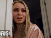 Mofos - Haley Spades Meets Zerella Skies & They Instantly Get Sexually Attracted To Each Other 3/16