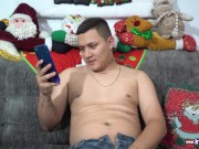 La rica colombiana Camila Mush siendo mama noela, va por america latina cumpliendo deseos de navidad, regalando su rico coño 3/16