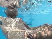 Smoking hot Hungarian chick Zazie being hot 15/16