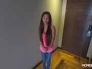Thai spinner fucked during her interview by foreign boss 3/16