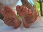 Horny Teen Gets Her Tight Pussy Fucked By Horny Older Masseuse 1/16