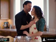 Free Use Creampie SHOCKS Housewife! 4/16