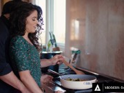 Free Use Creampie SHOCKS Housewife! 7/16