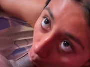 La nueva muchacha que lava la ropa es toda una loquilla 5/16