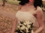 Showing the wedding photos 4/16