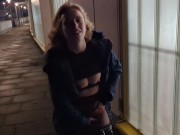 Public Quickie im Eisstadion! Fanfick während des Spieles nach der Drittelpause! 7/16