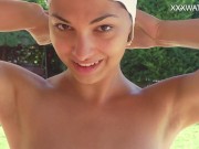 Hungarian baddy Lidia gets horny underwater with pussy 3/16