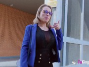 Big titted MILF Lara Cruz finds a true job in porn!º