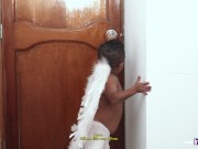 Jorgito el guayaco disfruta san valentin con una rica milf 1/16