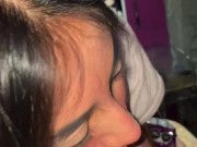 Un familiar entra a mi habitación a ver una película y termina cogiendome por el culo 🥺 9/16