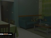 The curvy african babe do not want to spend the night alone 2/16