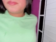 Una amiga me contrata para cuidar a su hijo y su esposo me da un extra… que rico coge el esposo 3/16