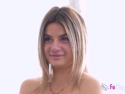 Amateur 19 years old teen Rubi Vergara tries sex with an experienced male actor! 3/16