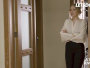 Stunning Mature Chick Mimi Cica Joins Sexy Babes Tiffany & Tasha For Hot Lesbian Threeway - A GIRL KNOWS 1/16