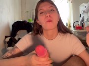 ОБКОНЧАЛ ЕЁ ВСЮ, СВОДНАЯ СЕСТРА ОБОЖАЕТ СПЕРМУ 10/16