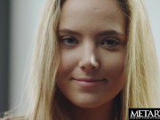 Stunning blonde wants you to watch her masturbate to an orgasm 2/16