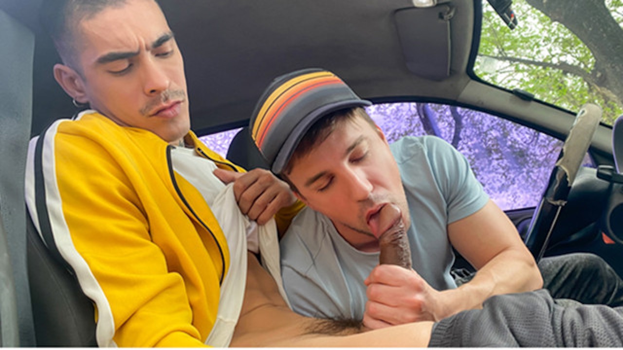 Reklemy Z Traffic Junky - Gay Driver Jonas Matt Gets His Asshole Banged In A Public Park By Tattooed  Stud Isra Hell - SayUncle - RedTube