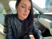 Passers-by interfere with a blowjob in the car 3/16