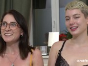 Ersties - Erste Analsex-Erfahrung mit Lia und Birgit 9/16