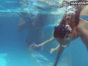 Sexy Teen Mia and Lina unveil their outer hotness to you all 6/16