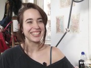 Ersties - 22-jährige Effie will mindestens 1-mal am Tag Sex 2/16