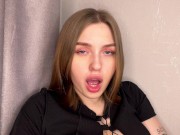 A Girl With A Juicy Ass Cums While At Home Alone 4/16