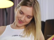 Stunning Big Breasted Blonde Pleasures Herself 8/16