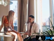 Hot Babe Gets Her Tight Pussy Fucked In Doggystyle 3/16