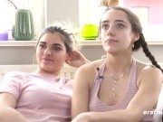 Ersties - Erotische Ganzkörpermassage mit Lucia L. und Medea 7/16