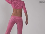 Zinka's flexibility impresses and captivates audiences 3/16