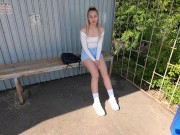 Девушка на остановке согласилась на секс за деньги да с новым знакомым на улице 4K 2/16