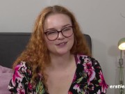 Ersties - 22-jährige Anabelle R. masturbiert mit Magic Wand 11/16