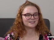 Ersties - 22-jährige Anabelle R. masturbiert mit Magic Wand 4/16