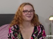 Ersties - 22-jährige Anabelle R. masturbiert mit Magic Wand 9/16