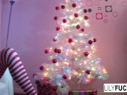 Squirting Christmas moments with Lily 7/16