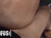 MOFOS - Tommy Gets Horny With Linda Del Sol's Body & Soon After He Slides His Cock Inside Her Pussy 1/16