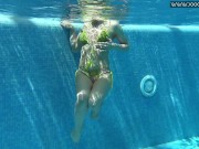 Beneath the water's surface, Nicole Pearl finds tranquility 5/16